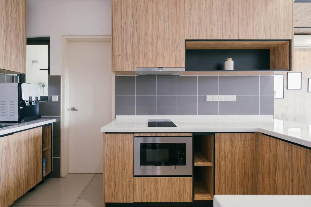 Apartment Lakeville 3br5pax Batucave Pool 500mbps